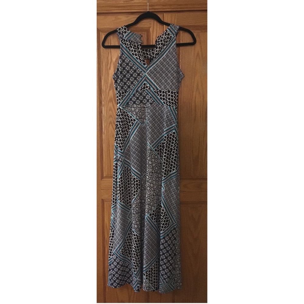 Long Dress - Picture 2 of 2